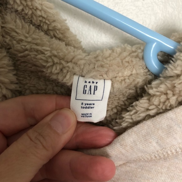 Gap fleece lined hoodie 5t - Picture 3 of 3